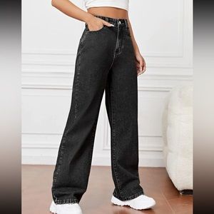 Slant Pocket High Waist Boyfriend Jeans